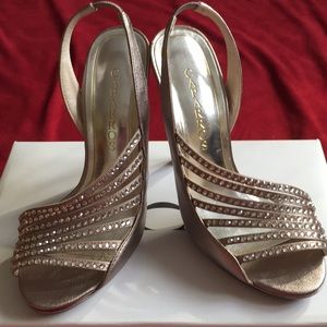 Cap arris high heels